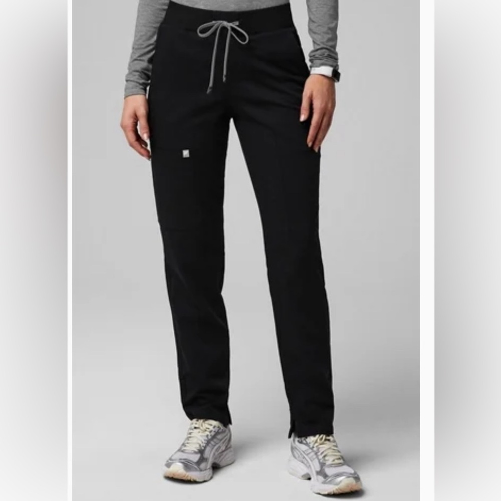 Black Scrub Pants- Fabletics Ion Scrub Pants